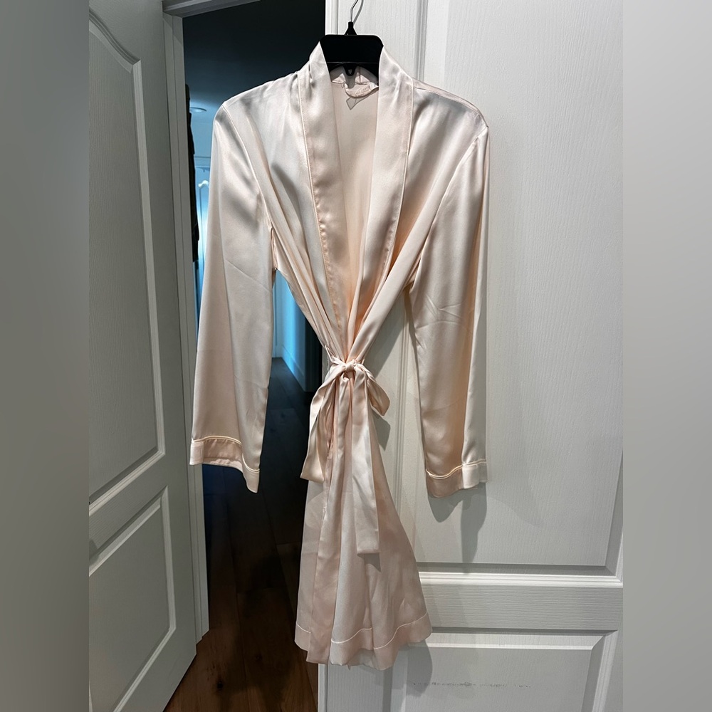 Frette silk robe, medium